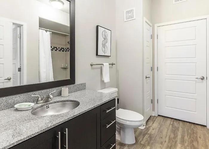 Landing Stylish 1Bd Pool Clubhouse Apartment